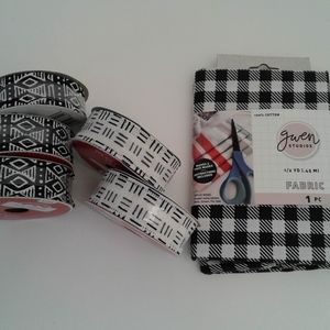 Holiday Time Craft Lot of 6